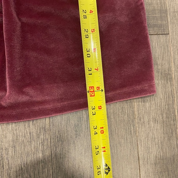 🔥HOST PICK🔥Abercrombie & Fitch Asymmetrical Ruched Velvet Midi Dress - Picture 5 of 5